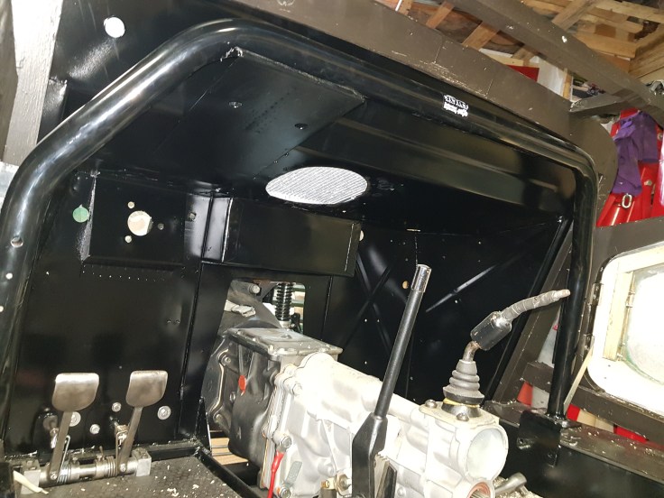 rollbar touching steering column mounting bracket