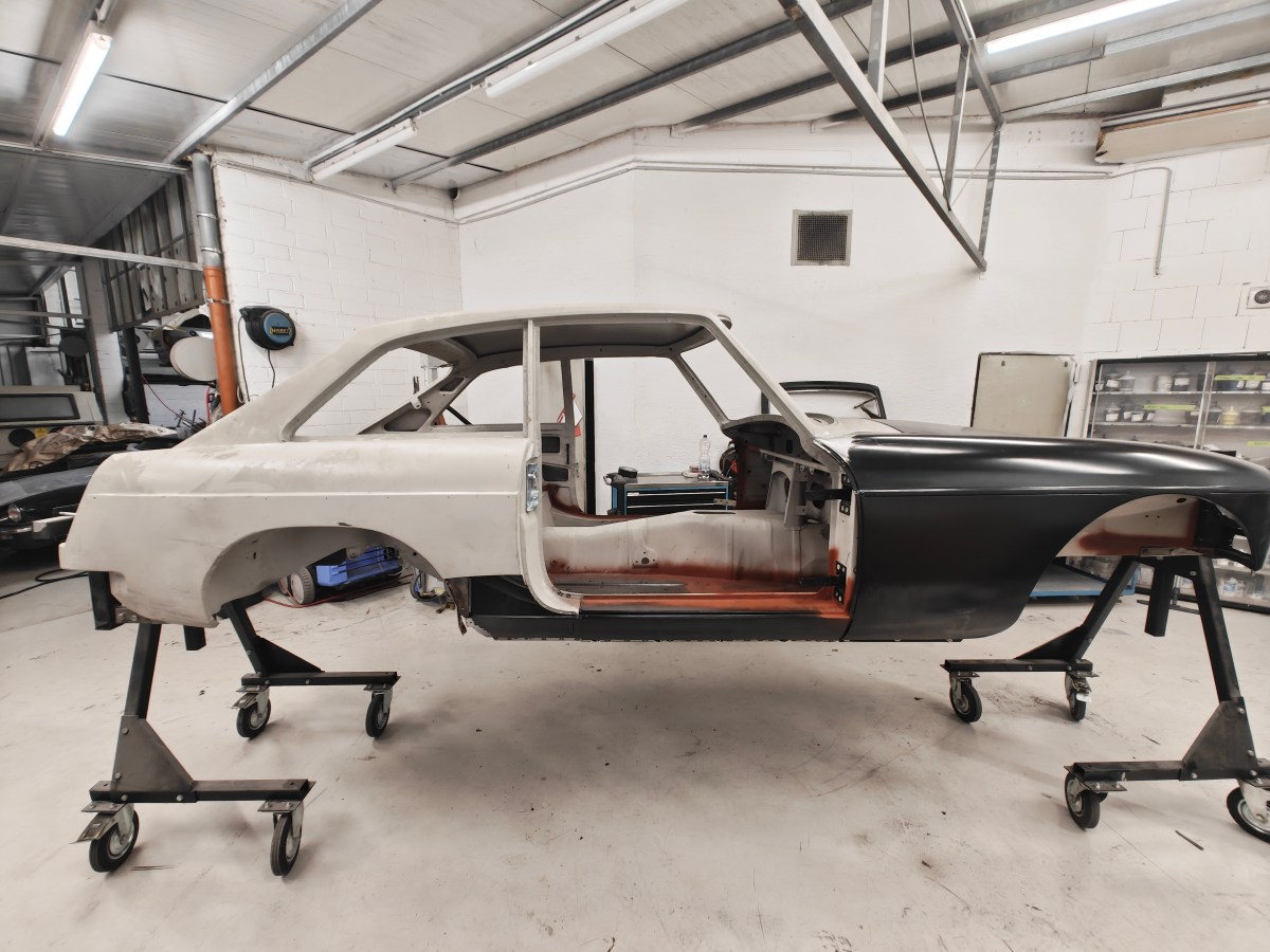 MGB Bodyshell (5):